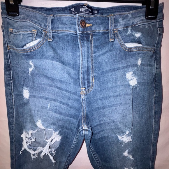 Hollister Women's Ripped Skinny Jeans - Blue - Picture 3 of 11